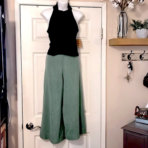 Urban Rebel Mock T Sleeveless Top NWT Green Knit Wide Leg Cropped Palazzo Pants - Picture 1 of 16